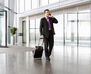 Pendant les congés, un tiers des actifs reste connecté