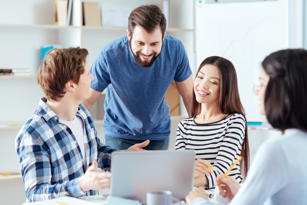 4 applications pour mesurer le moral de vos collaborateurs