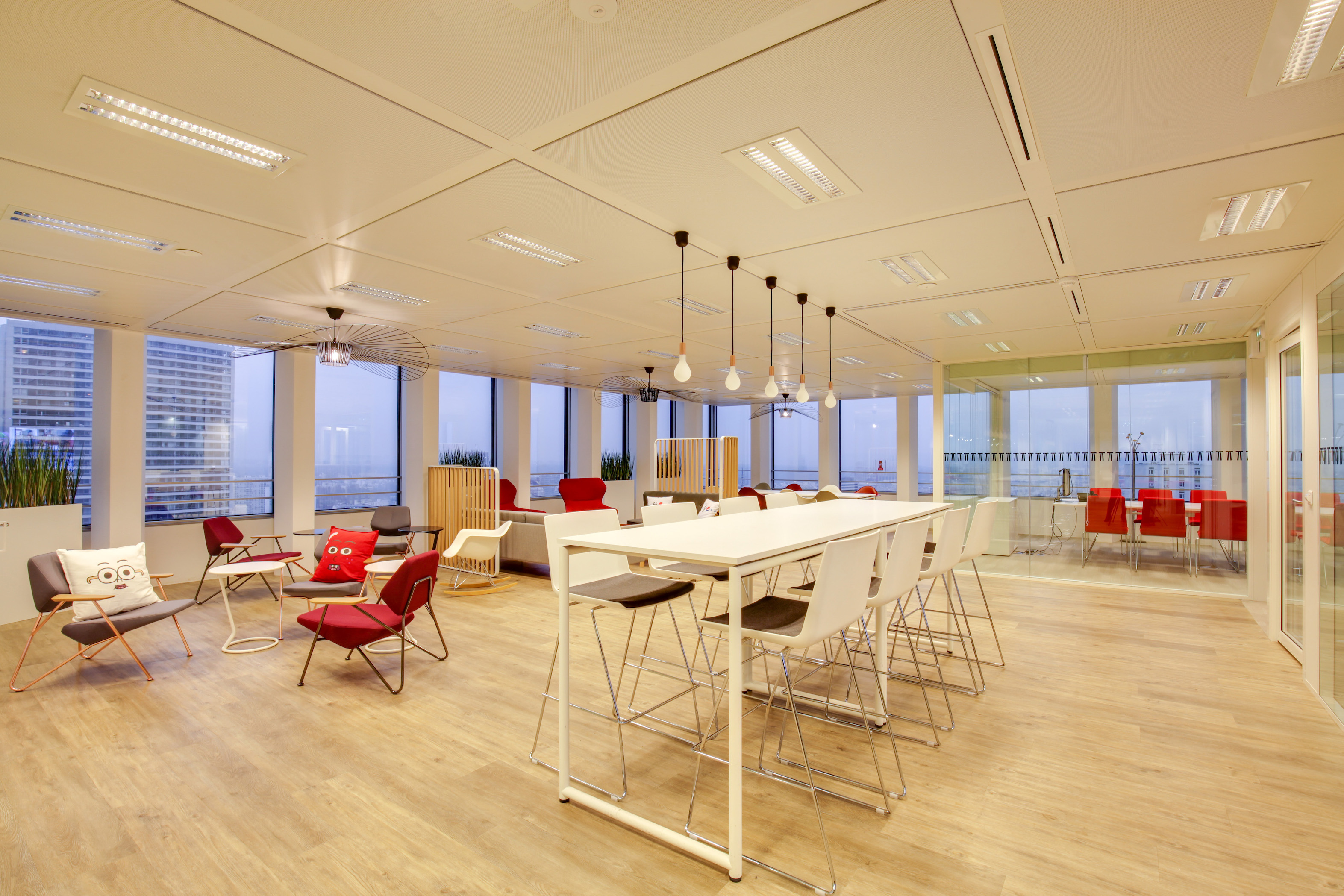 photo-35254745-016-photo-35254745-018