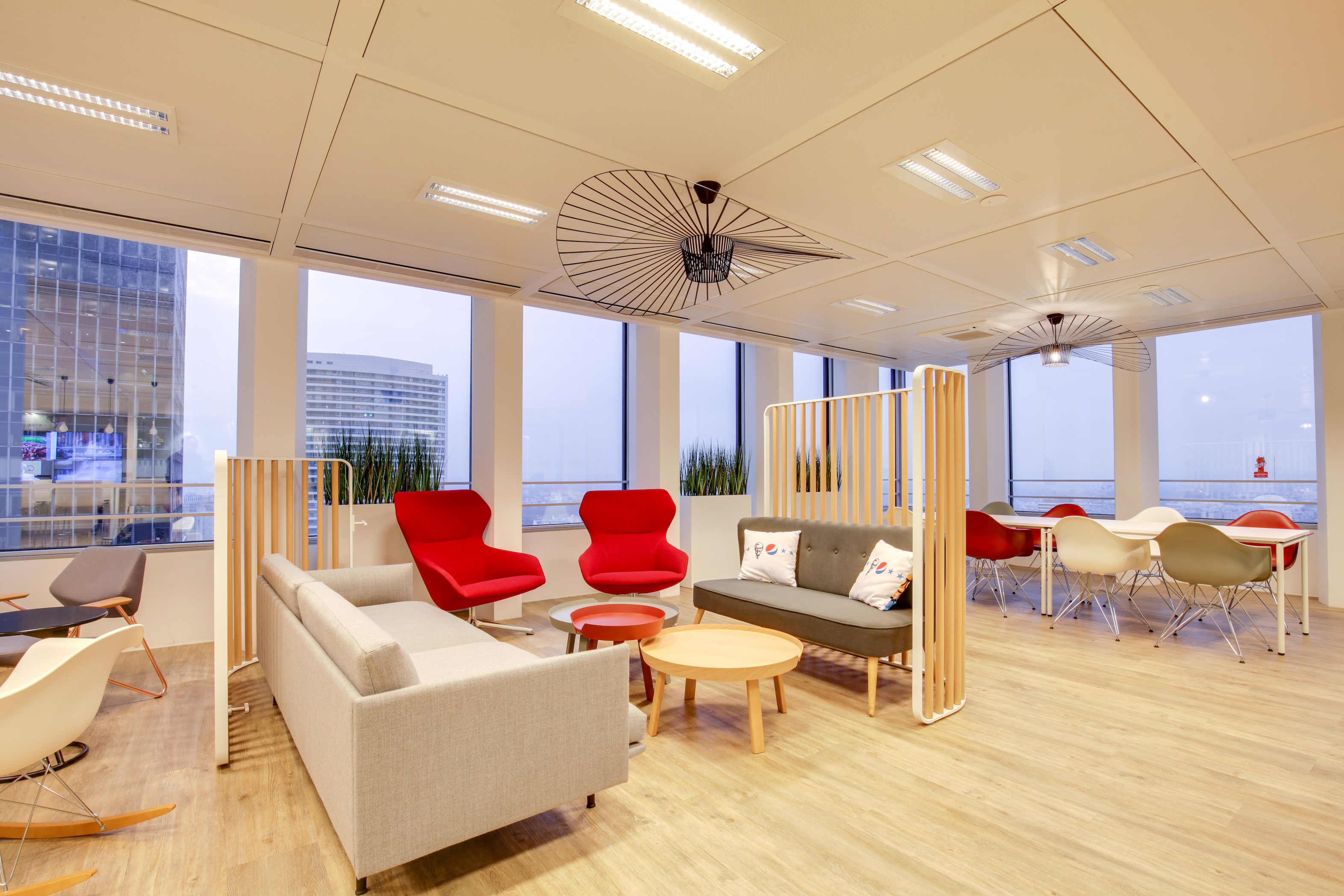 photo-35254745-019-photo-35254745-021