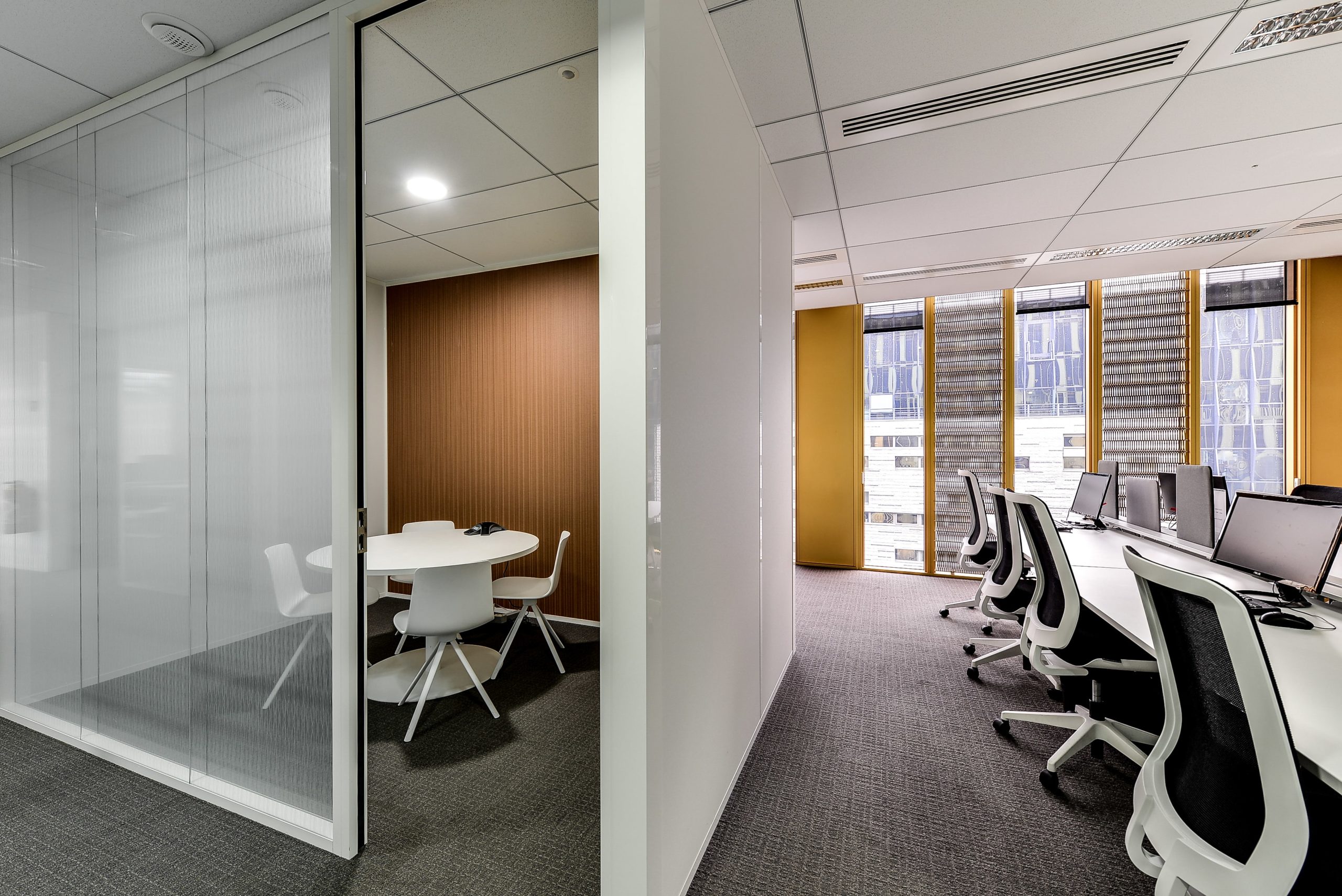 photo-66396372-006-min