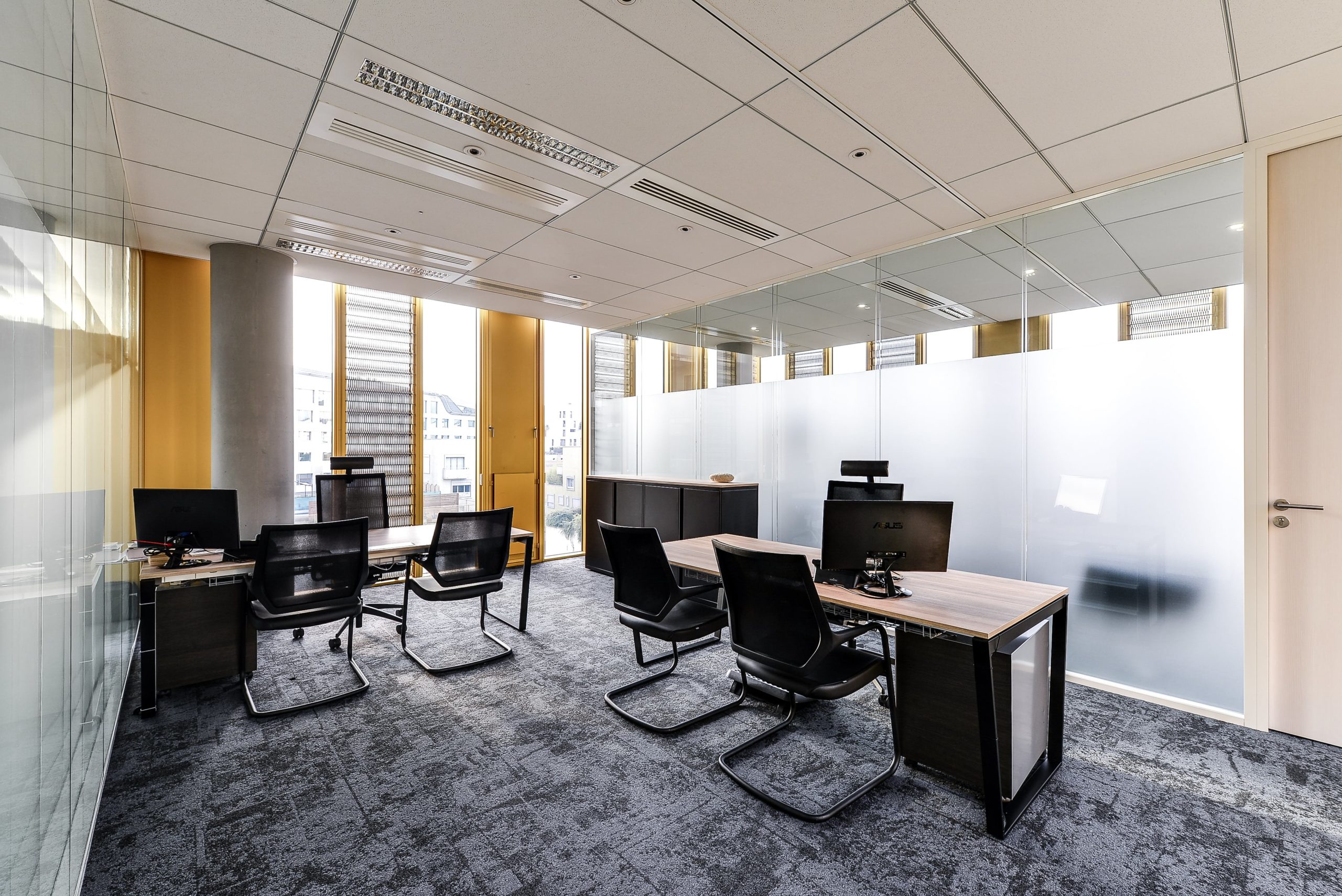 photo-66396372-012-min